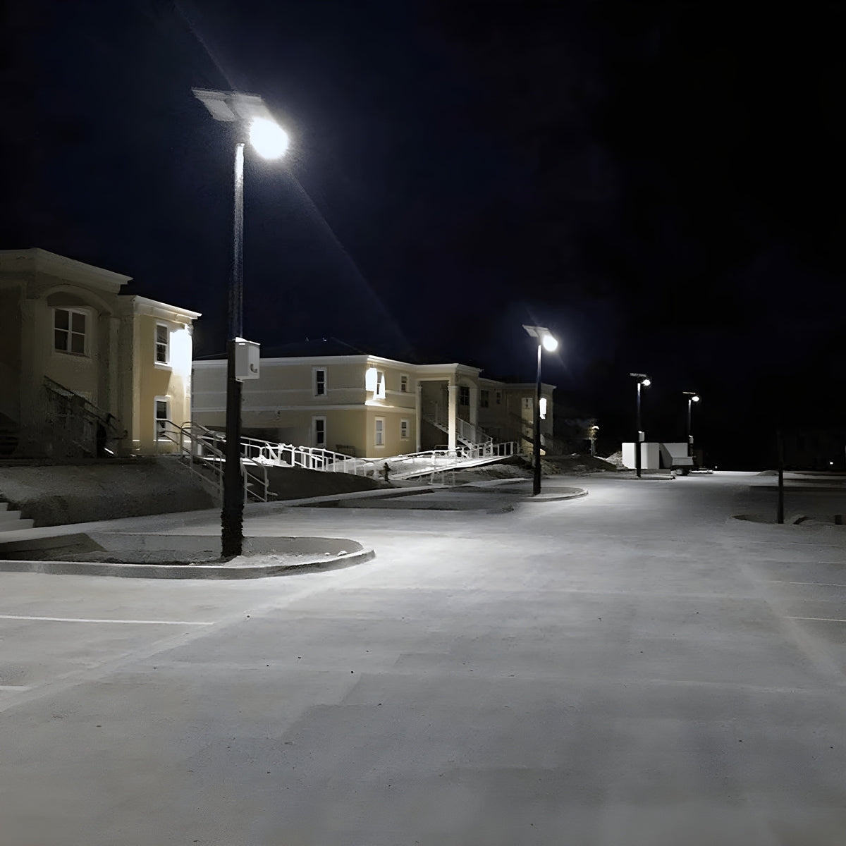 AVS Energy Solar LED Flood Light 40 Watt 5600 Lumens 5000K - AVS-BLK-40W