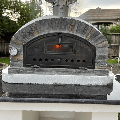 BUENAVENTURA_PRETO_PREMIUMPIZZAOVENCLOSEUP