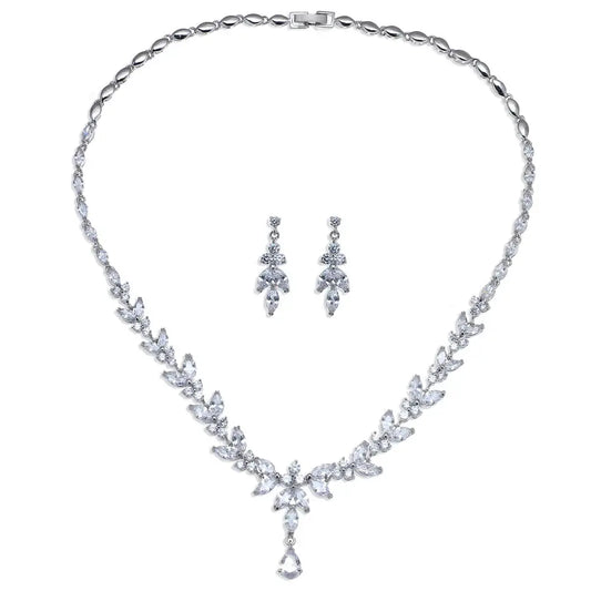 Emmaya Jewelry Set with Necklace & Cubic Zircon Stud Earrings