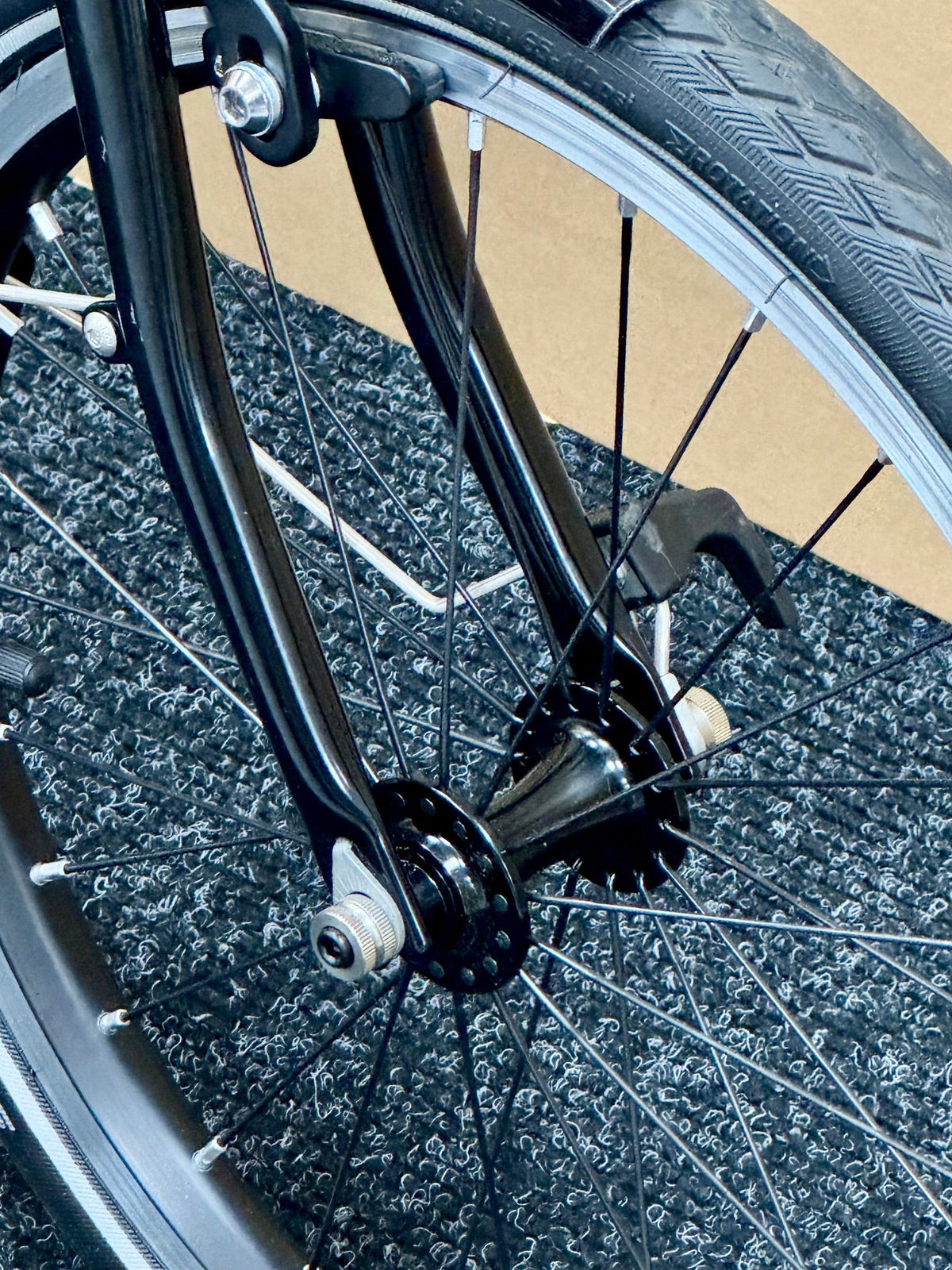 Brompton Pre-Owned Superlight High-HB 6-Speed Flame Lacquer