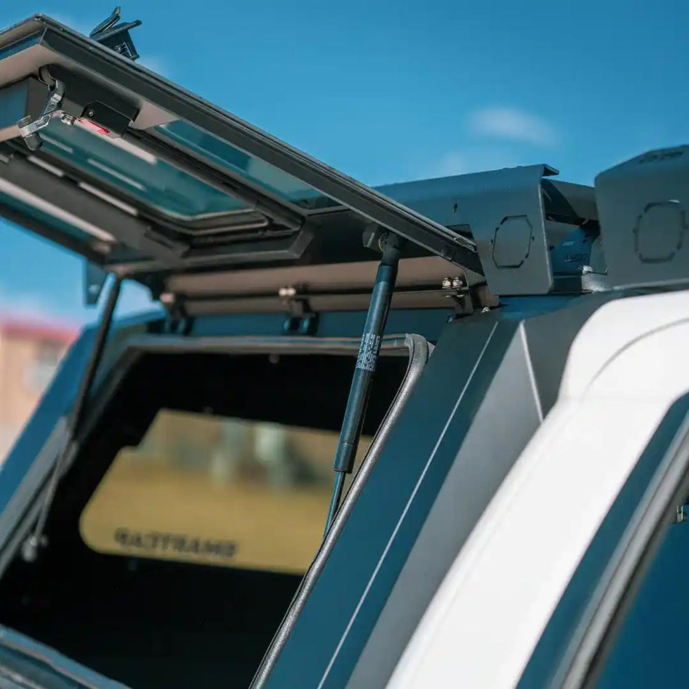 KILO SmartCap Rack | 2024+ Tacoma Double-Cab Short Bed with RSI SmartCap - UT-KILOEX-RSI-SB-4GTACO
