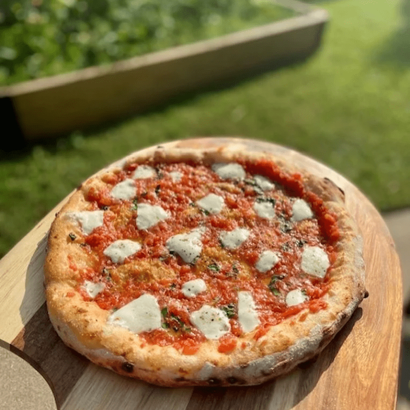 LumeAltoPremiumPizzaOvenFreshlyBakedPizza