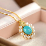 Pearl Pendant Necklace - Elegant Retro Charm