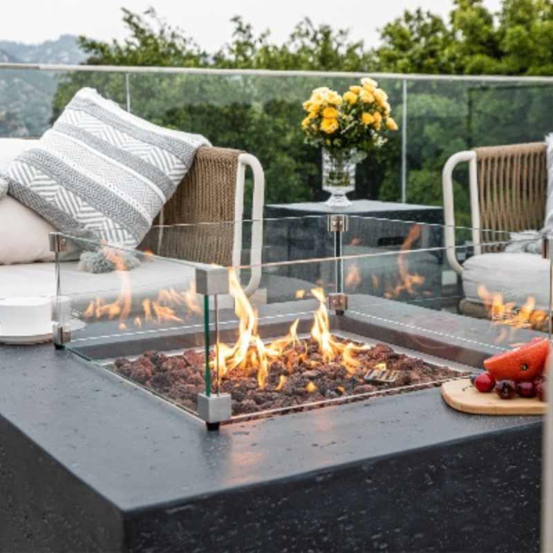 Elementi Manhattan Fire Table