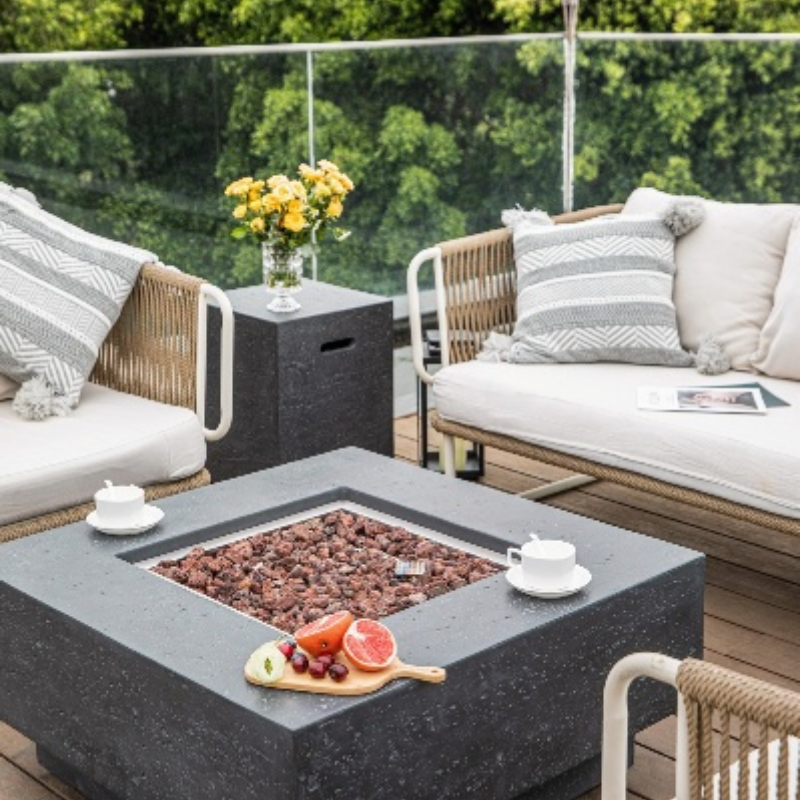 Elementi Manhattan Fire Table