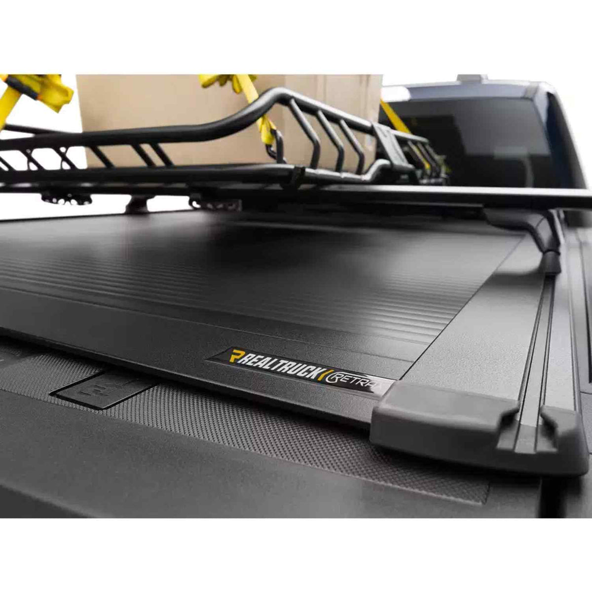 RetraxONE XR GMC And Chevy 1500 Manual Retractable Tonneau Cover