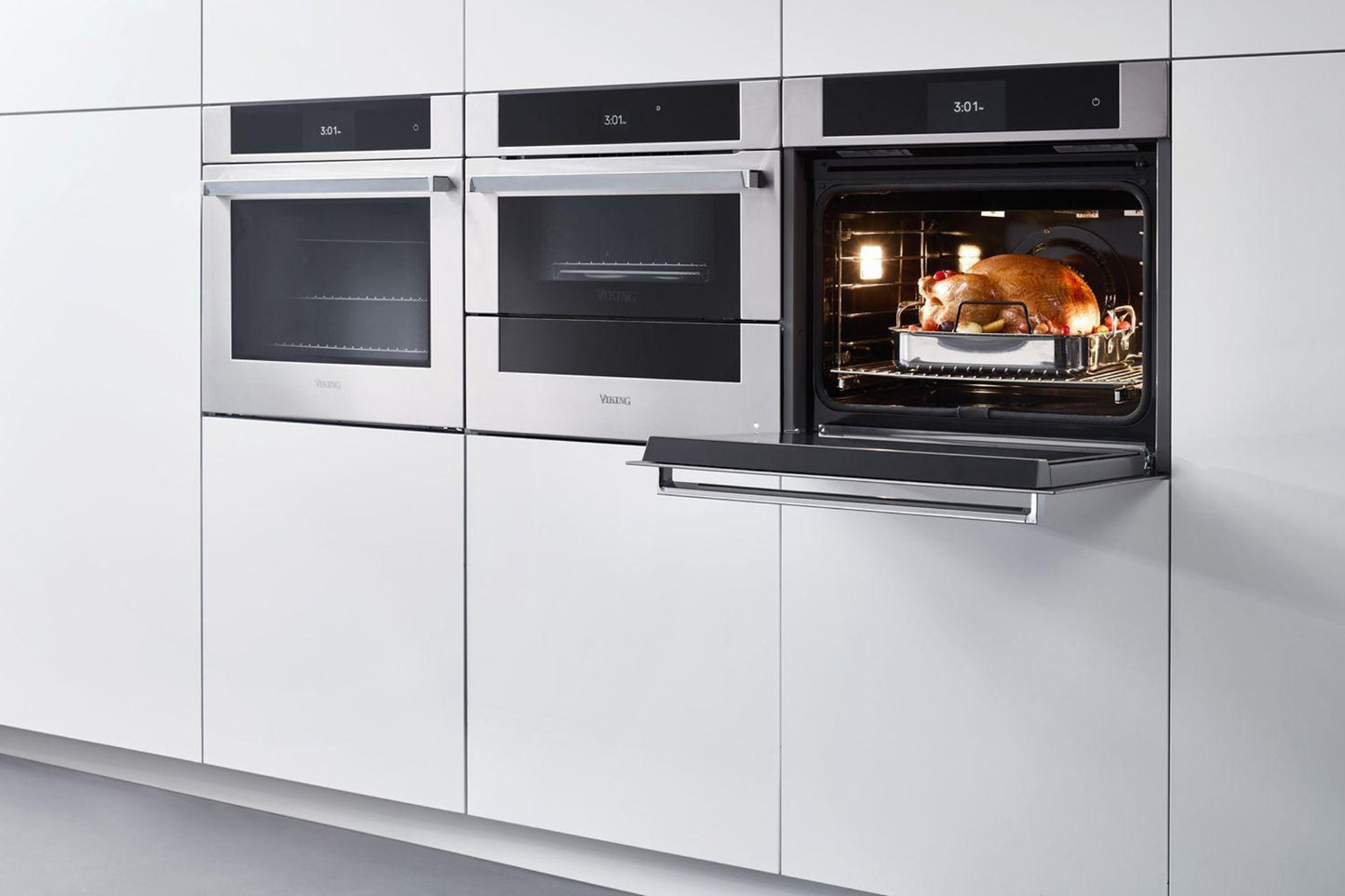 VIKING 30" Single Electric Oven - in Stainless Steel - MVSOE6301SS