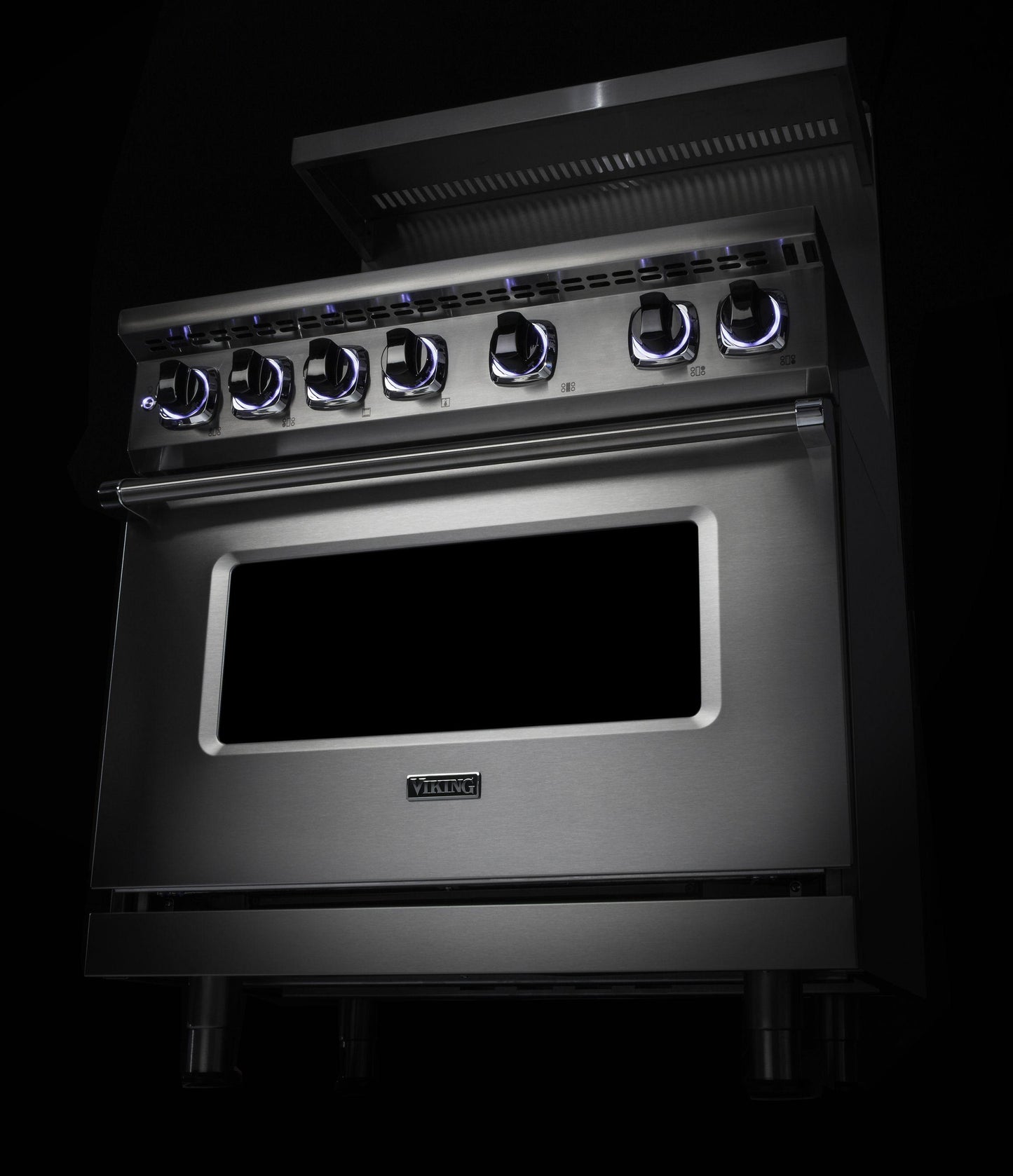 VIKING 36" Dual Fuel Range - VDR7362 Viking 7 Series Red - VDR73626BSCLP
