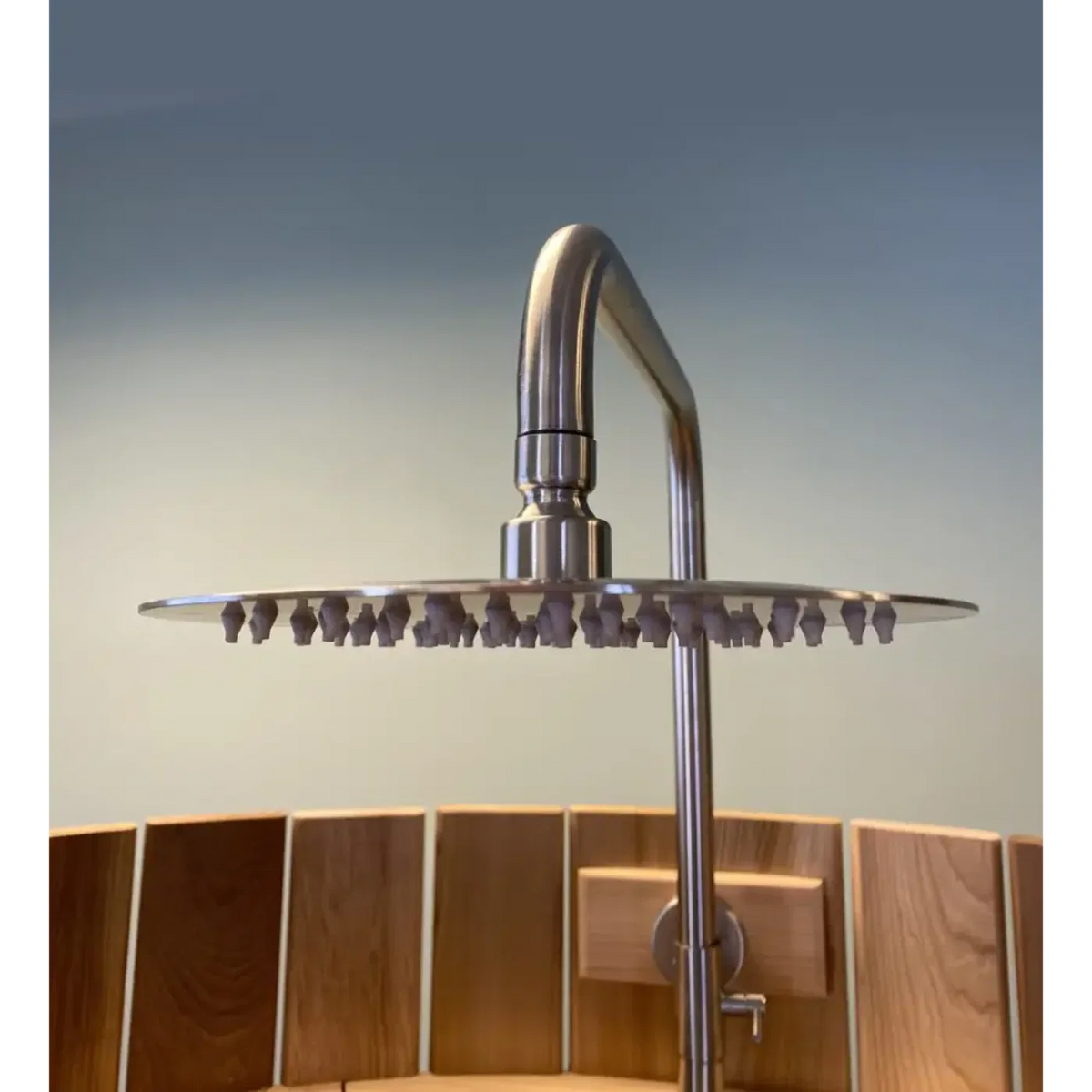 Rinse Outdoor Showers The Ellipse Outdoor Shower